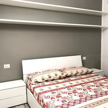 Apartman Nice Flat In Navigli